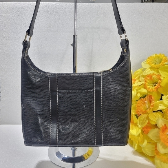 Elegant Lancel Black Leather Shoulder Bag - Picture 3 of 16